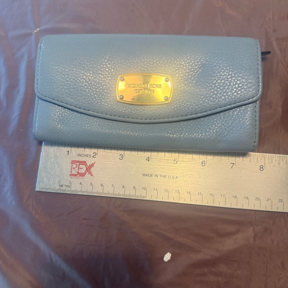 Michael Kors Light Blue Pebbled Jet Set Leather Continental Wallet Gold Plaque - Picture 8 of 8